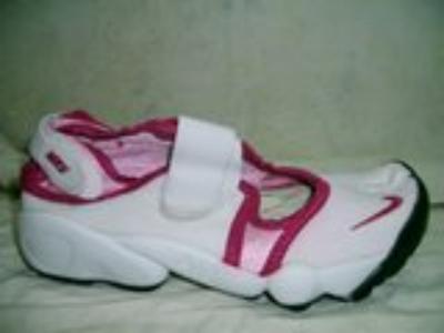 Nike Air Rift-4